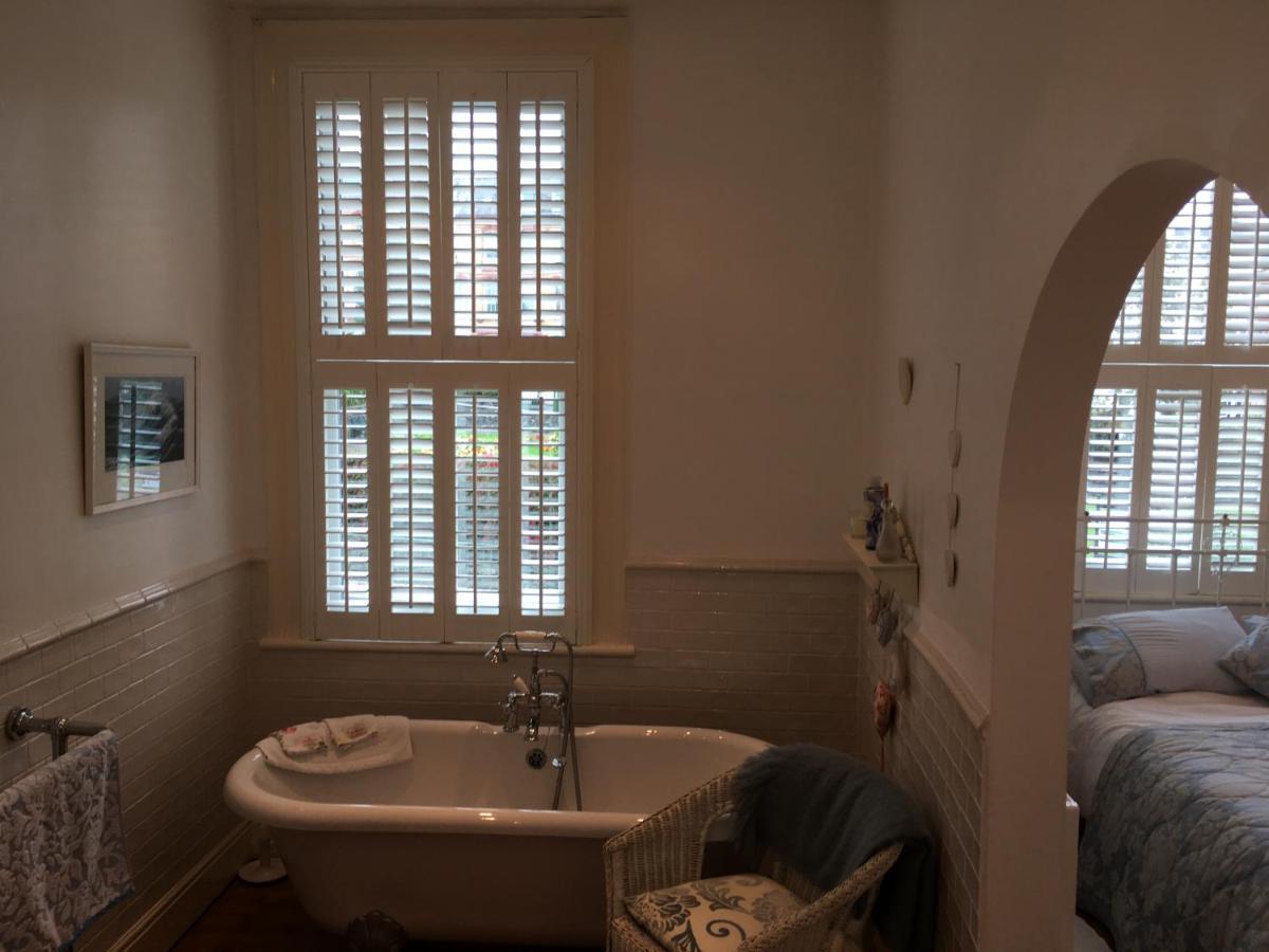 Raymonds Bed & Breakfast Douglas Bagian luar foto