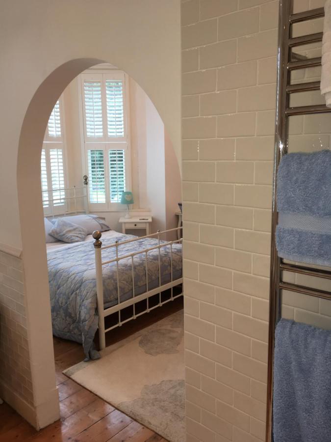 Raymonds Bed & Breakfast Douglas Bagian luar foto
